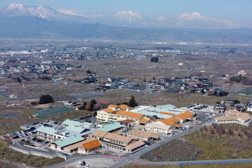 須坂やすらぎの園　全景